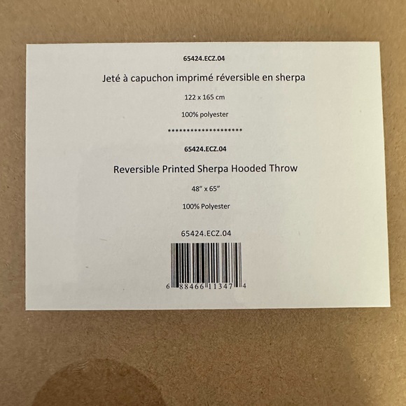 NWT Sherpa hooded throw - Picture 6 of 6